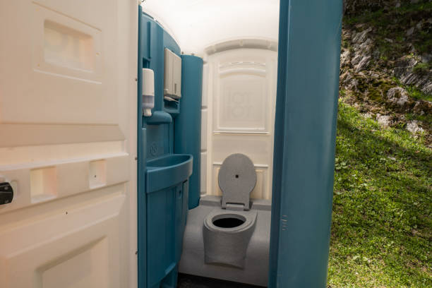 Portable restroom solutions in Moxee, WA